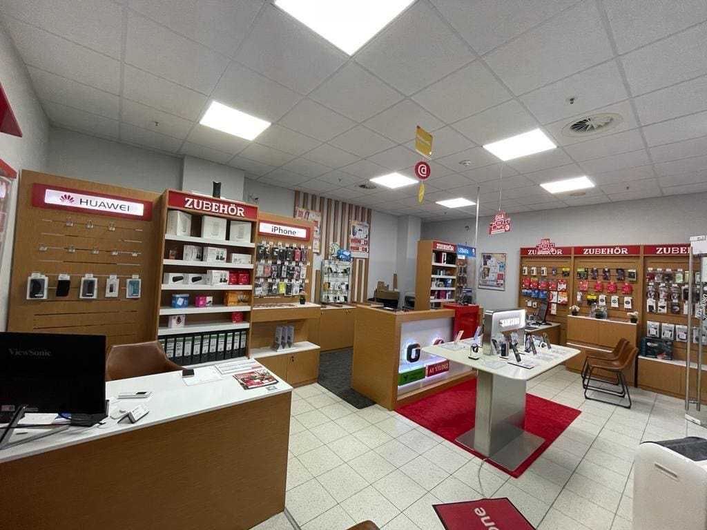 ladenbau-handyladen-mobile-company (5)