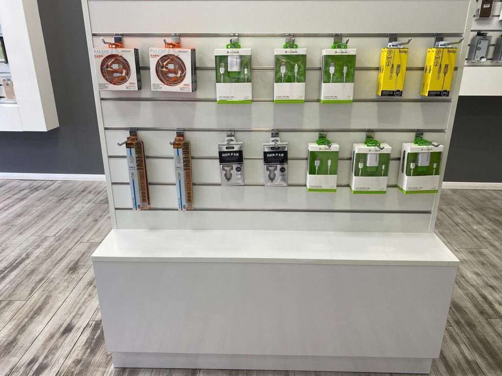 irepair-store-hand-ladenbau-ladeneinrichtung (3)